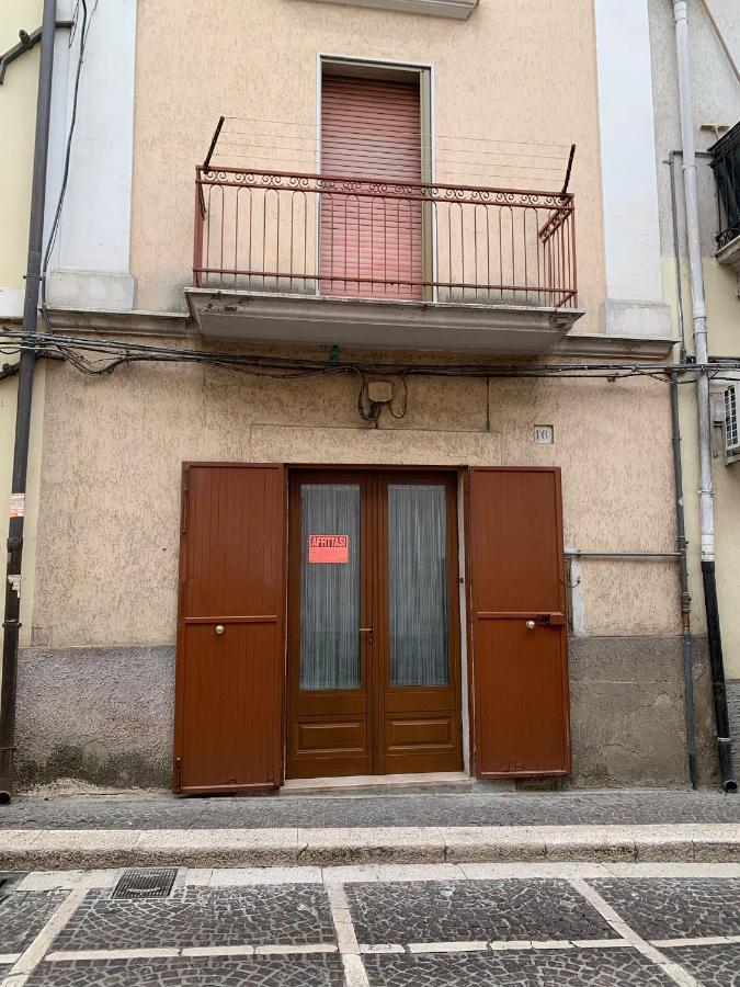 Вілла Casa Vacanze Umberto I Ascoli Satriano Екстер'єр фото